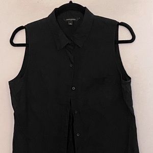 Sleeveless Banana Republic Collared Shirt
